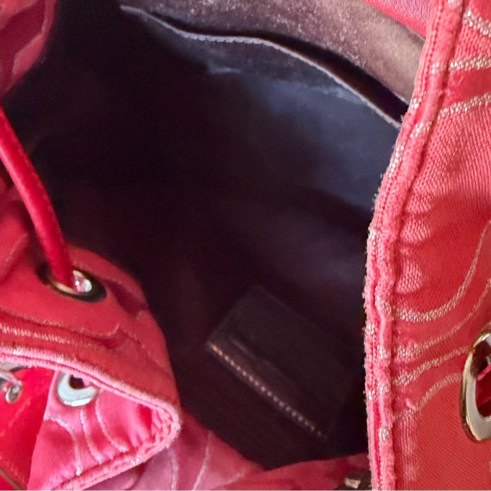Coach Rare Retired  Ruby Red Poppy cinch Bucket Bag with strap - Picture 4 of 16
